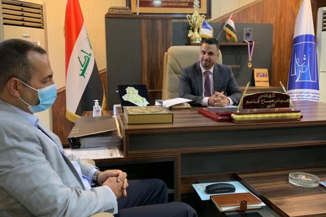 مدير مكتب الرصافة الانتخابي يستقبل عضو بعثة الامم المتحدة في بغداد