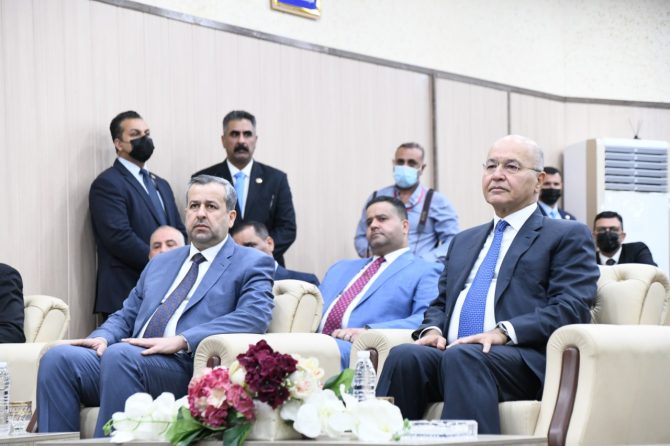 رئيس الجمهورية برهم صالح يشرف على عمل الأجهزة الانتخابية في مقر المفوضية العليا المستقلة للانتخابات