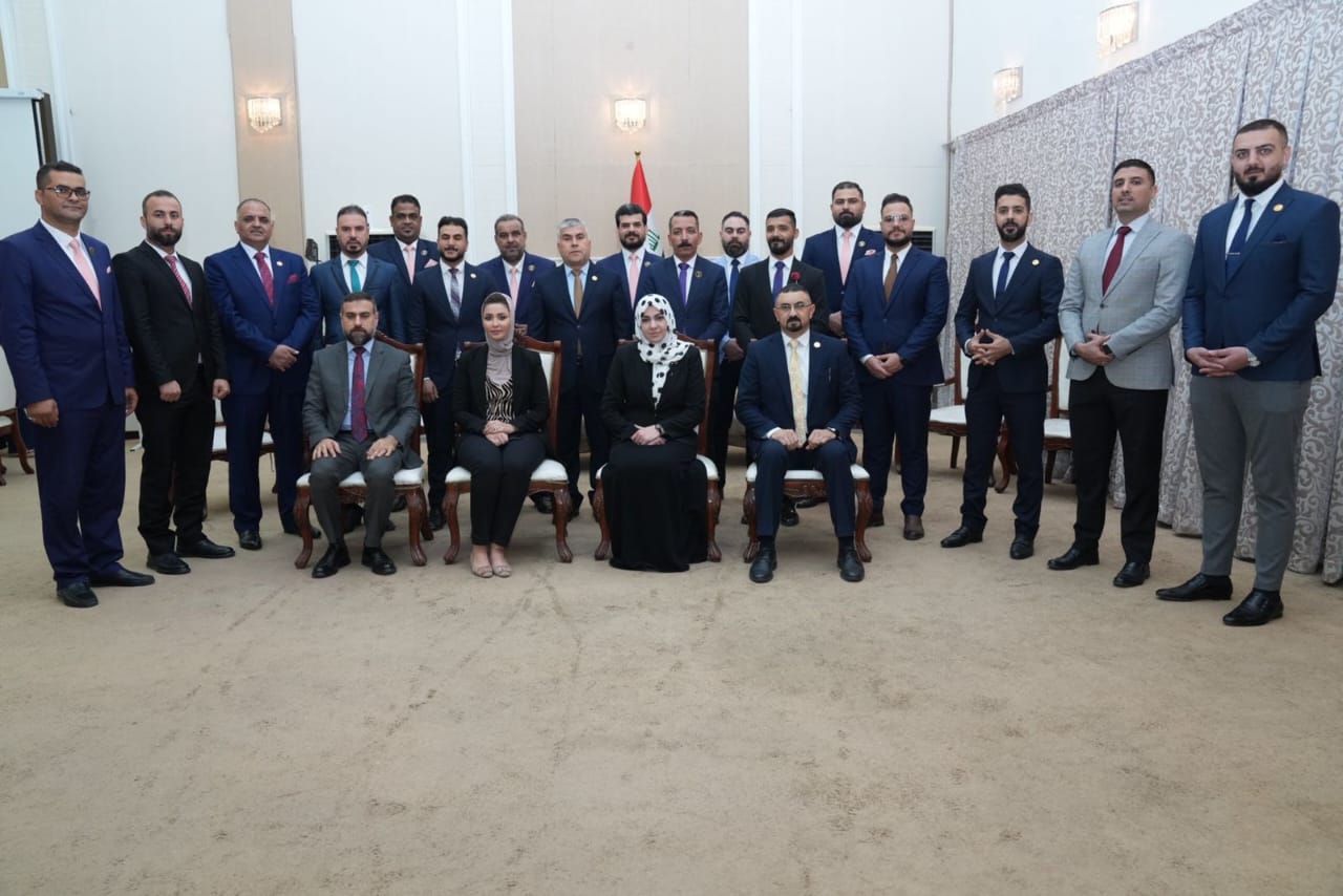 المفوضية تشارك في دورة اصول البروتكول وفن الاتيكيت
