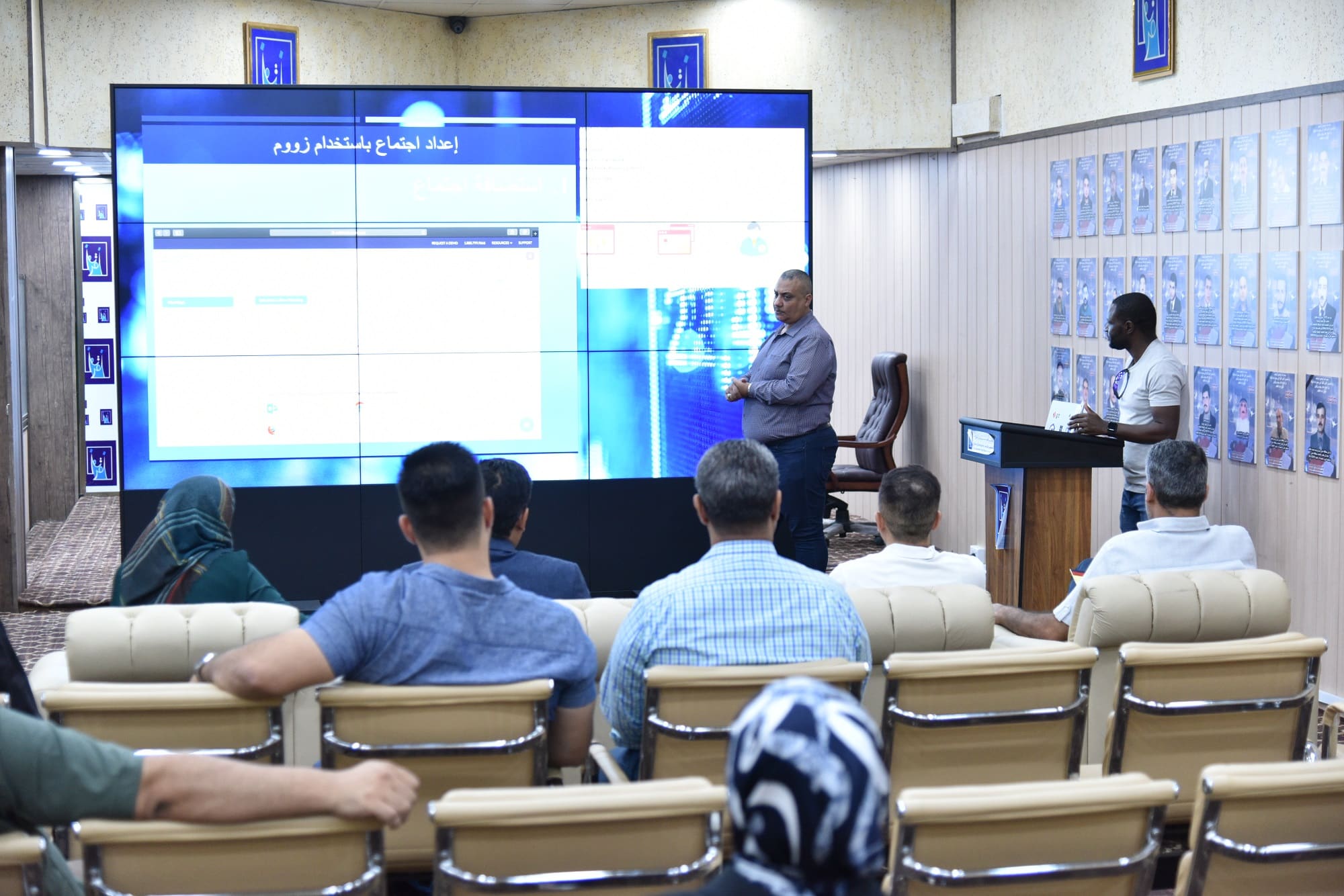 بالتعاون مع فريق المساعدة الدولي اليونامي مفوضية الانتخابات تنظم ورشة تدريبة حول برنامج الزووم لموظفيها
