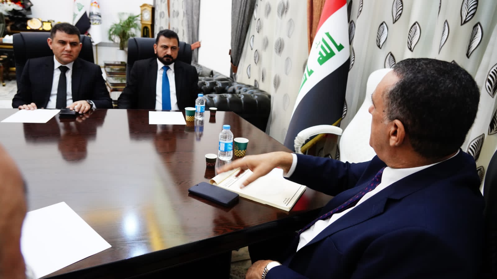 عضو مجلس المفوضين القاضي عامر الحسيني يزور مبنى محافظة كركوك