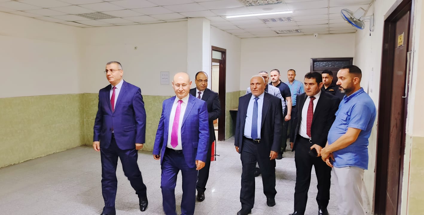 السادة رئيس واعضاء مجلس المفوضين يتفقدون دائرة شؤون الأحزاب للاطلاع على آلية تسجيل التحالفات والأحزاب السياسية