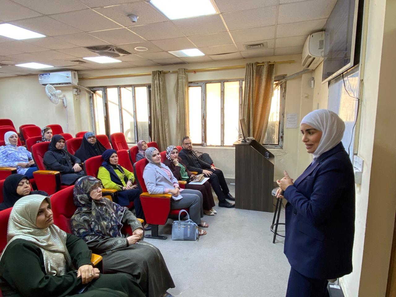 مفوضية الانتخابات تواصل تنظيم الندوات التثقيفية في المؤسسات التعليمية