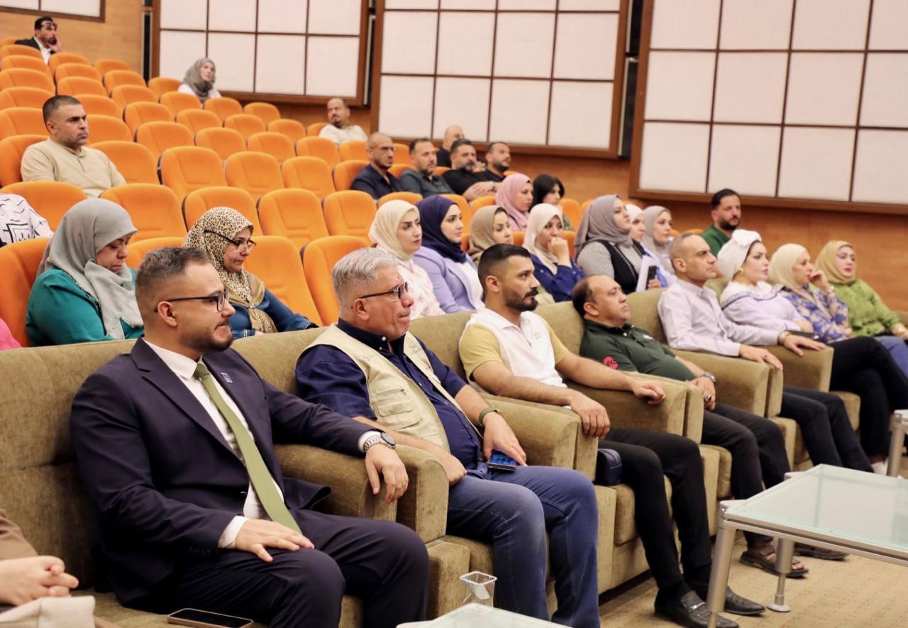 مفوضية الانتخابات تنظم ندوة تثقيفية في المديرية العامة للبلديات والاشغال العامة التابعة لوزارة الاعمار والاسكان