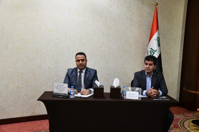 استكمالا للجولة الأولى للموظفين الاداريين مفوضية الانتخابات تعقد ورشة تثقيفية حول الاجراءات الادارية العامة